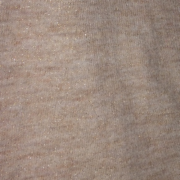 2 for $15 Banana Republic V-Neck TShirt - Bundle - Picture 3 of 3